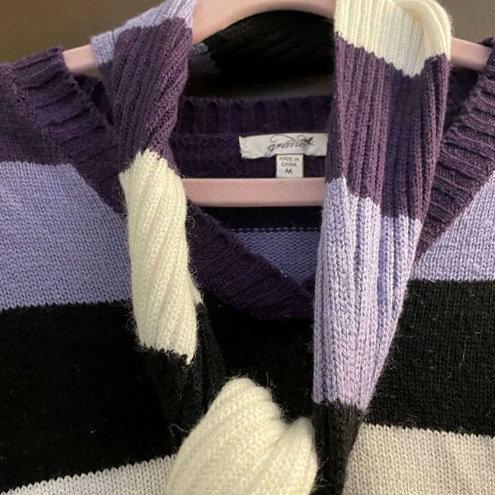 🐠2/$20 Grane Striped Sweater & Scarf